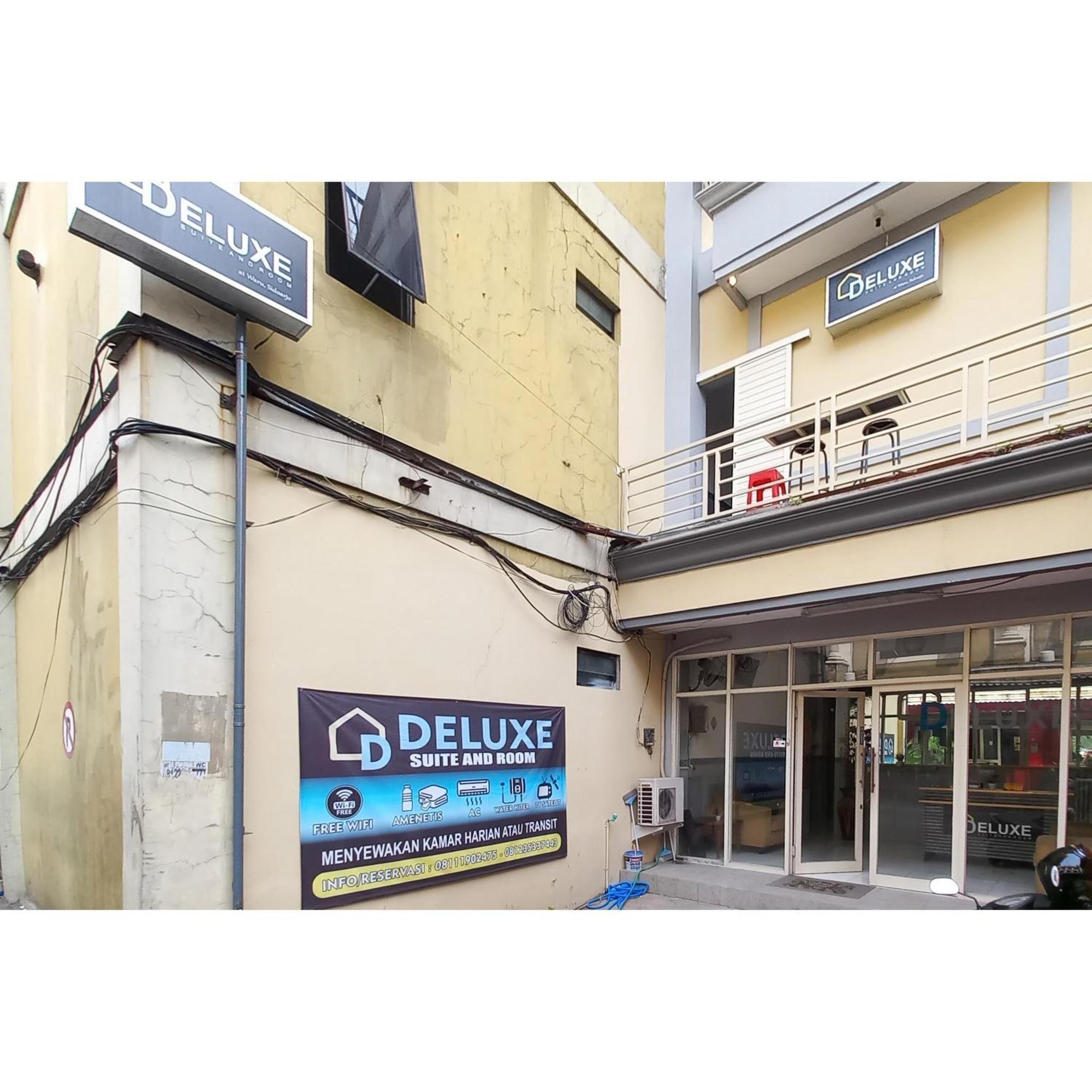 Reddoorz At Deluxe Hotel Near Terminal Purabaya Bungurasih Sidoarjo Exterior photo